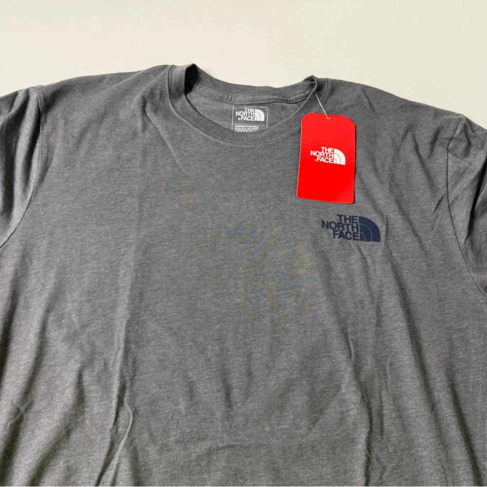 The North Face Standard Fit T-Shirt Bundle of 2 New NWT Graphic Tees - Picture 8 of 12